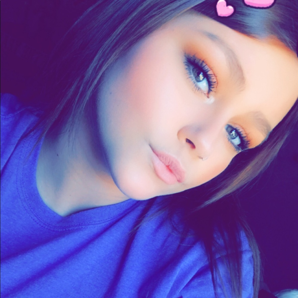 Meet your Posher, Haley